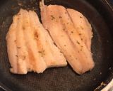 Foto del paso 1 de la receta: Pescado saludable acompañado de papas hervidas