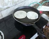 A picture of step 1 of Bathua Paratha.