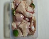 Foto langkah ke 2 dari resep Ayam Goreng Bawang Putih.