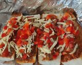 Gambar langkah 3 resipi Baguette Sardine Bolognese.
