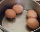 Foto langkah ke 1 dari resep Semur Telur Kuah Bumbu Iris.