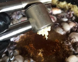 Foto del paso 4 de la receta: Fideuà de chipirones 🦑 y gambas 🍤