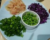 A picture of step 2 of Quick Chicken Fried Rice🍚🥢💜💛💚.