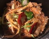 Une image de l'étape 1 de Bouillon de crevettes sauvages aux légumes et romarin (anti gaspi).