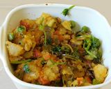A picture of step 4 of Stir fried mixed vegetable curry.