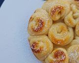 A picture of step 2 of Rose Rolls.