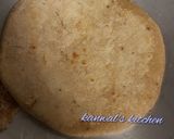 A picture of step 5 of Langer dal with tandoori roti in kadai.