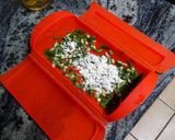 Foto del paso 2 de la receta: Merluza con ajetes y salsa verde al microondas