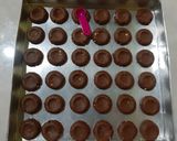 Foto langkah ke 4 dari resep Thumprint cookies choco mede.