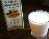 Foto del paso 5 de la receta: Semifrío de algarroba con galletas