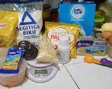 Foto langkah ke 1 dari resep Pumpkin Cupcake with Cream Cheese Frosting.