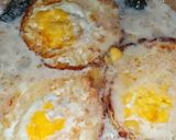 Foto langkah ke 4 dari resep Telur Ceplok Kuah Santan.