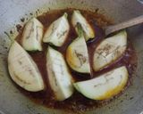 A picture of step 5 of Aachari baingan.
