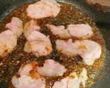 A picture of step 5 of Baked egg n sweet bacon hash browns.