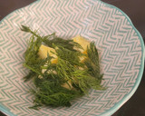 Foto del paso 1 de la receta: Salmón en freidora de aire, con eneldo, limón y mantequilla