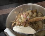 Une image de l'étape 2 de Tarte endives quenelles jambon champignons au fromage de chèvre.