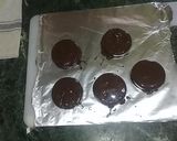 A picture of step 3 of Choco pie.