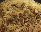 Foto del paso 5 de la receta: Spaghetti Tonno e Funghi