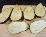 Foto del paso 1 de la receta: Berenjenas rellenas de atún y huevo