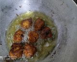 A picture of step 3 of Urad Dal Vada with Tomatoes Chutney.