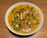 Foto del paso 10 de la receta: Tom Kha Gai (ต้มข่าไก่) (Sopa picante Thai con pollo)