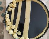 Foto del passaggio 4 della ricetta Crostata con confettura di more e sambuco