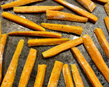 Foto del paso 1 de la receta: Zanahorias al horno, snack saludable! Y muy fácil de hacer