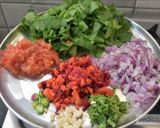 A picture of step 2 of Pasta soup recipe.