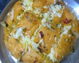 A picture of step 3 of Cheese chilli garlic bread.