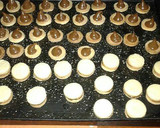 Foto del paso 2 de la receta: Conitos y alfajores de dulce de leche