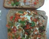 A picture of step 5 of Mixed capsicum bread grilled pizza.