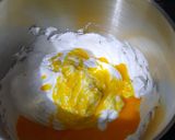 Foto langkah ke 2 dari resep Lemon Sponge Cake.
