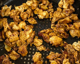 Foto del paso 3 de la receta: Pollo estilo chino (con miel y queso crema) 🍗 🍯