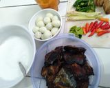 Foto langkah ke 2 dari resep Mangut ikan asap + telur puyuh.