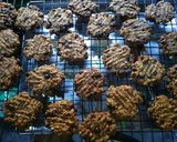 Foto langkah ke 8 dari resep Oat Chocochips Cookies.