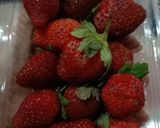 Foto langkah ke 1 dari resep Panacotta dg Pure Strawberry 🍓.