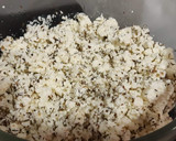 Foto del paso 3 de la receta: Queso fresco a las finas hierbas
