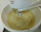 Foto langkah ke 2 dari resep Banana Cake (Sponge Type) - Kue Bolu Pisang.