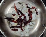 Foto del paso 1 de la receta: Muslos en salsa de nuez pecana y chile guajillo!!