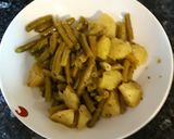Foto del paso 4 de la receta Judías tiernas con patata y salsa de ajo y perejil al vino