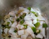 Foto del paso 2 de la receta: Fideuá caldosa con mariscos