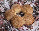 Foto del passaggio 6 della ricetta Corona (o fiore?) di pane integrale con licoli