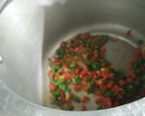 A picture of step 1 of Vermicelli pulao.
