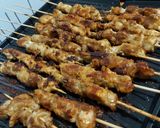 Foto langkah ke 5 dari resep Sate ayam bumbu kacang.