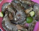 Foto langkah ke 1 dari resep Udang Saos Padang.