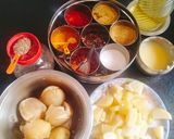 A picture of step 1 of Jeera aloo (masala jeera aloo).