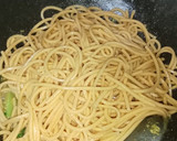 Foto langkah ke 3 dari resep Mie Lidi Lado Kutu.