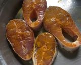 A picture of step 1 of Fish in Mustard Gravy.