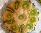 Foto del passaggio 3 della ricetta Torta con Kiwi e Pere