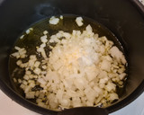 Foto del paso 2 de la receta: Solomillo de cerdo guisado con verduras y especias